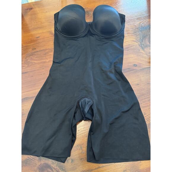 Spanx Suit Your Fancy Strapless Mid-Thigh Cupped Body Suit in Very Black Size L - Picture 8 of 11